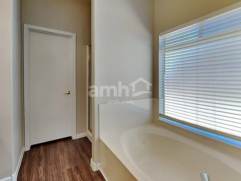 10235 W Missouri Ave — Photo 14