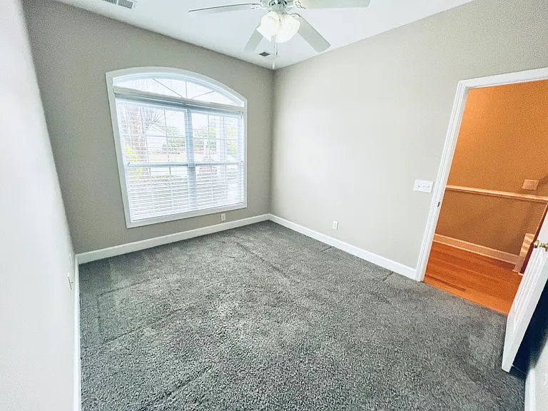 Guest Bedroom 1st Floor