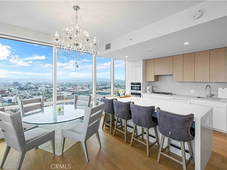 877 Francisco St #4111 — Photo 9