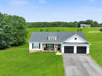 707 Farm Dr, Moneta, VA, 24121