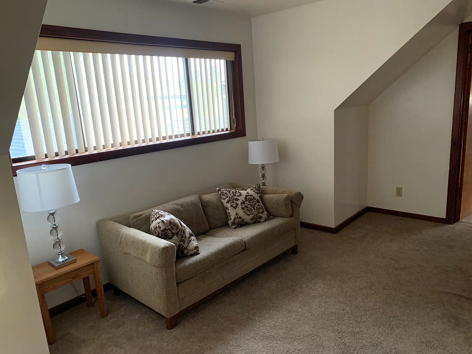 4 bed, 1800 sqft, $3,500 — Photo 3