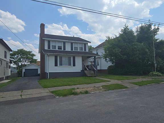 5th image of 924 Warren Ave
