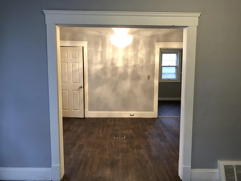 1772 Urbana Rd — Photo 7