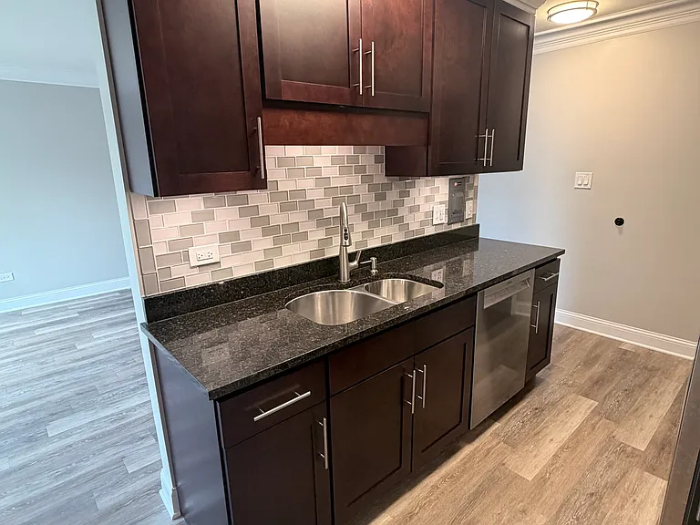 5118 Fairview Ave — Photo 17