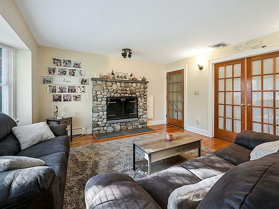 4th image of 23 Grange St