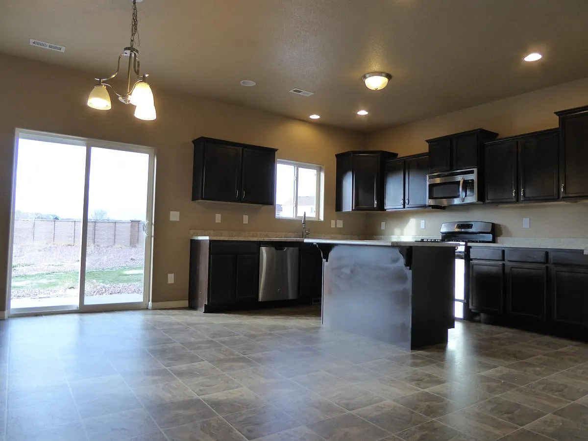 3713 Reindeer Circle — Photo 3
