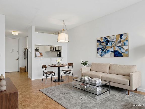 4th image of 22 W 15th St APT 8J
