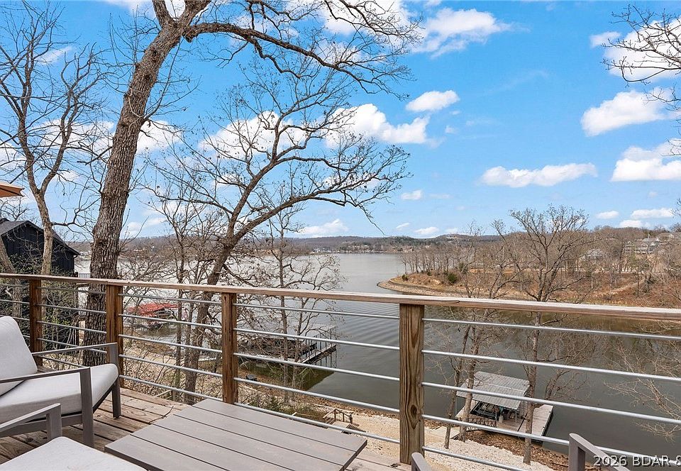 1st image of 375 Admirals Point