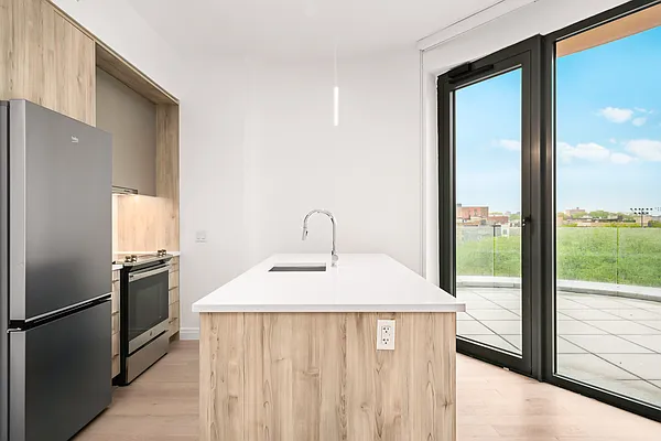 Rented by Nooklyn NYC LLC | media 32