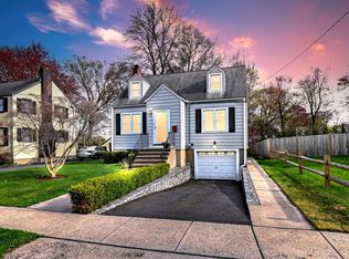 233 Park St, Stratford, CT 06614