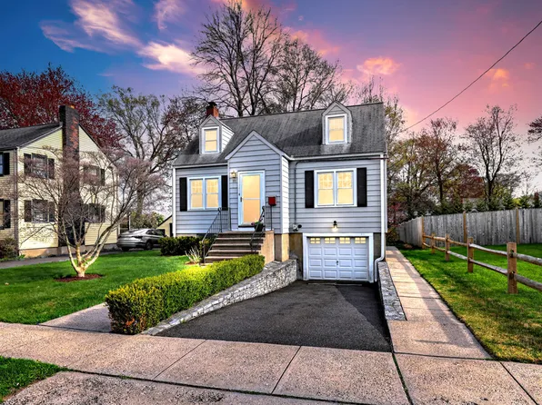 233 Park Street, Stratford, CT 06614