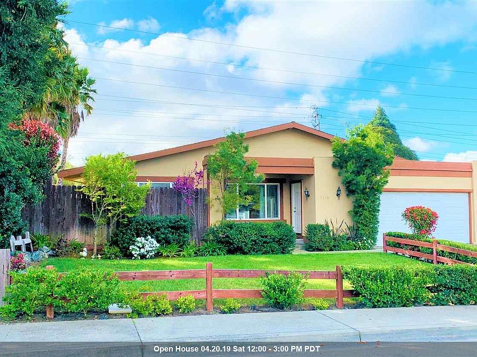 2nd image of 3368 Estero Dr