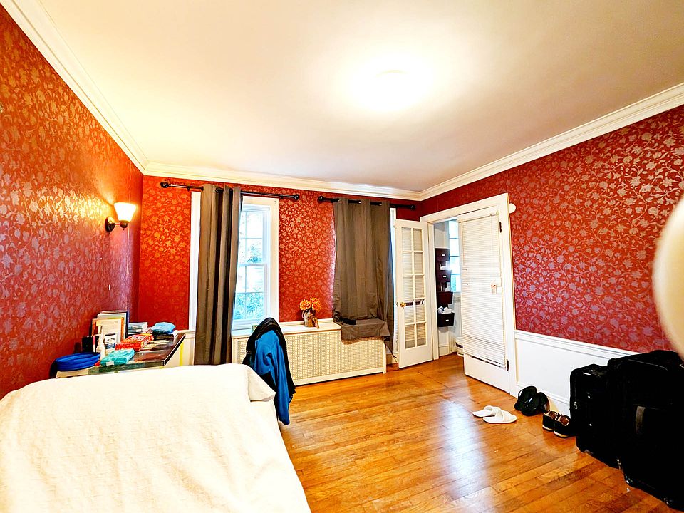 1st image of 60 Undine Rd