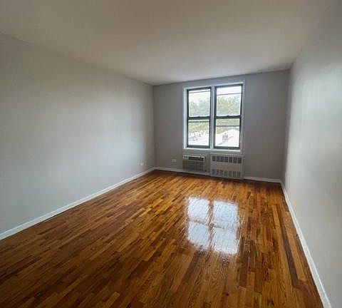 5th image of 1625 Rockaway Pkwy APT 3N