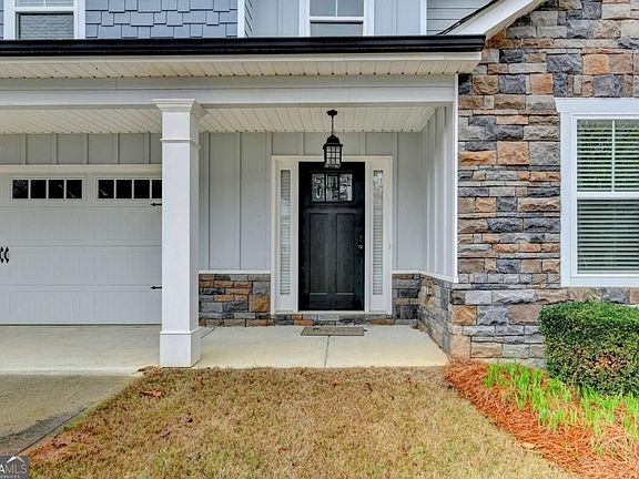 3rd image of 131 Brookstone Dr
