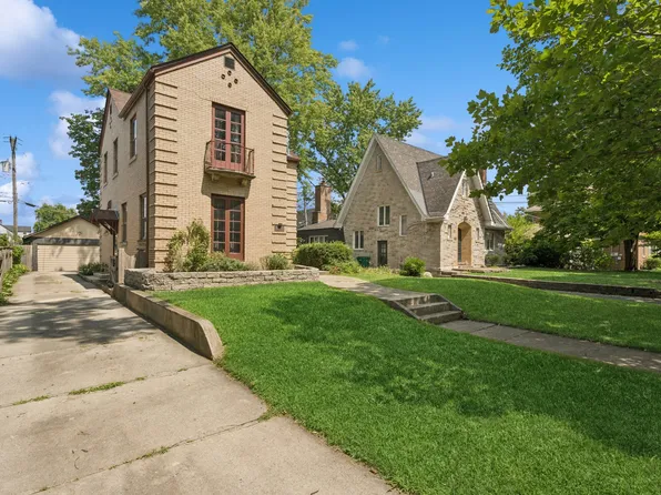 807 Sherwood Pl, Joliet, IL 60435