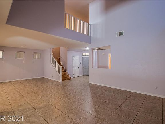 4th image of 8037 Villa Avada Ct