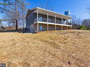 9 Sharon Dr, Boyce, VA 22620