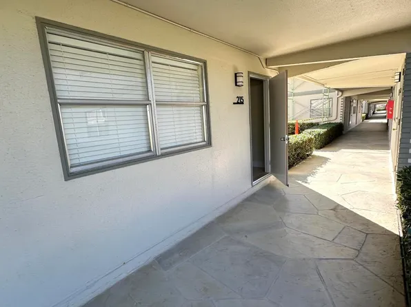 215 Flanders E #215, Delray Beach, FL 33484