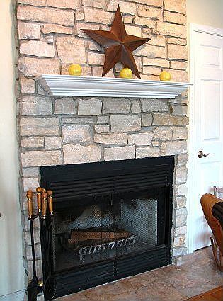 Living Room w/Fireplace