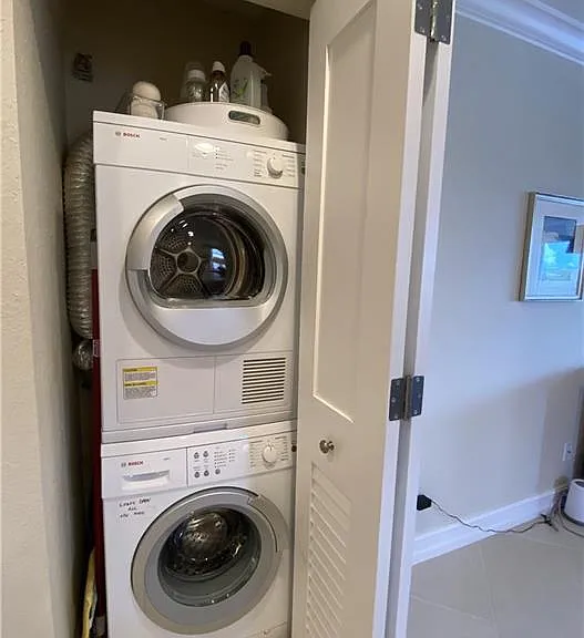 9101 Vanderbilt Dr #304 — Photo 19