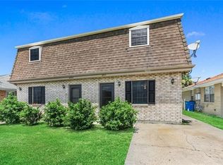 8511 Deerfield St, Chalmette, LA 70043