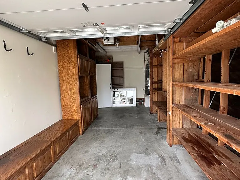 23689 Burton St — Photo 21