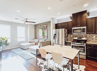 14701 1/2 Sherman Way, Van Nuys, CA 91405