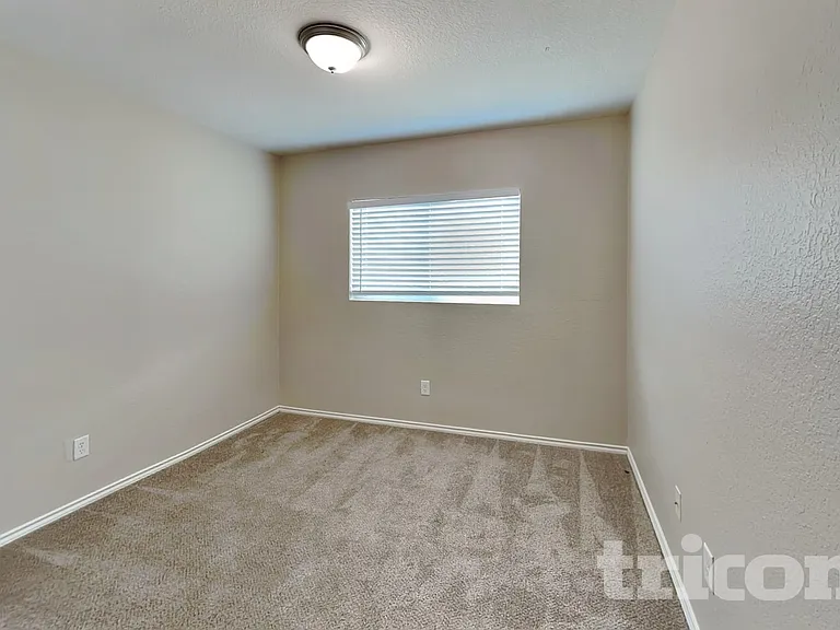 9311 Hanover Sky — Photo 11