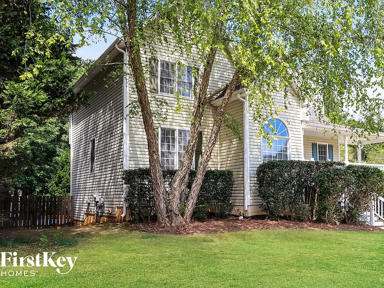 42 Appleton Way — Photo 2