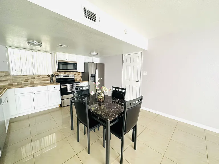 104 Mount Vernon Cir #C — Photo 7