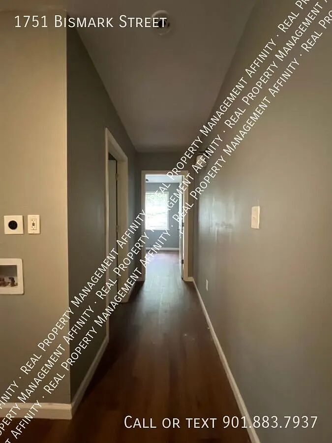 Move In Special | $675 Rent + Half Off 2nd Month | Updated 1br — Photo 4