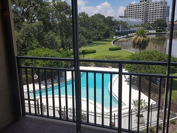 5th image of 5020 Bayshore Blvd APT 304