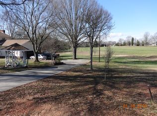 348 Rinehardt Rd, Mooresville, NC 28115