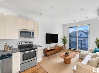862 E 35th St #2R, Brooklyn, NY 11210
