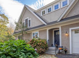 23 River Locks Rd, Kennebunk, ME 04043