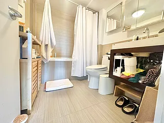 Rented by Doorway NYC, LLC