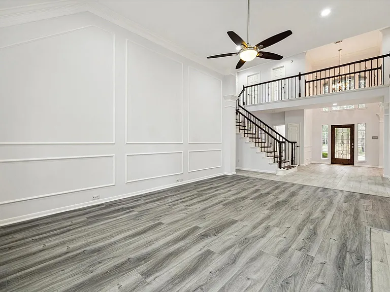 2715 Oakland Dr — Photo 8