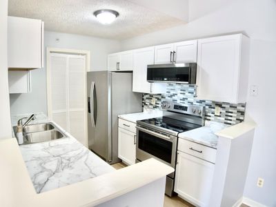 561 Napa Valley Ln APT 11, Crestview Hills, KY, 41017