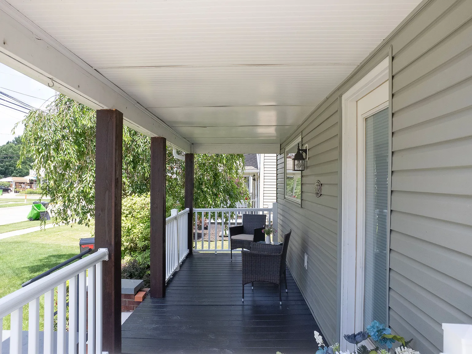 3 bed, 1346 sqft, $2,999 — Photo 2
