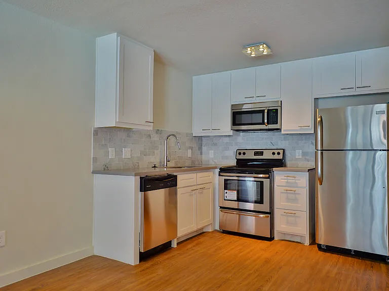 2043 Sul Ross St #4 — Photo 5