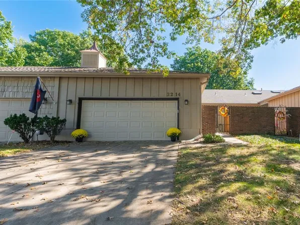 2214 Condolea Ter, Leawood, KS 66209