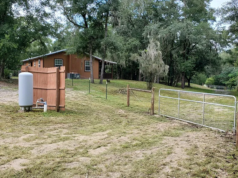 18588 SW State Road 47 — Photo 12