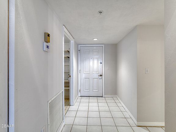 3rd image of 1 John Anderson Dr APT 520