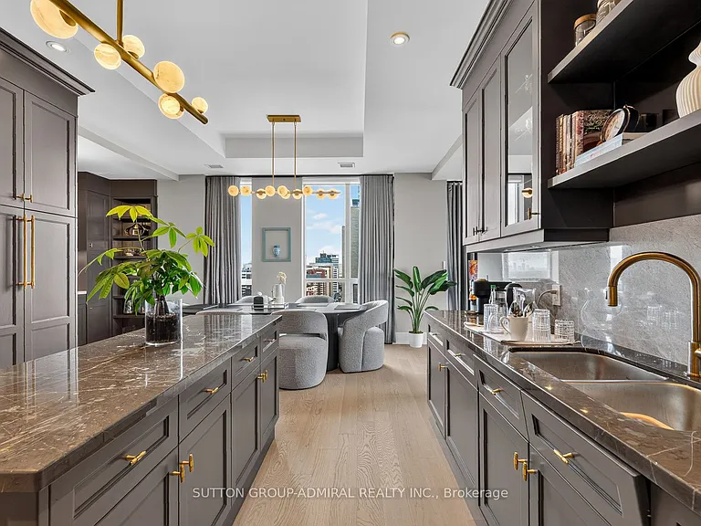155 Saint Clair Ave W #1801 — Photo 19