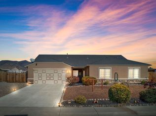 136 Oakmont Dr, Dayton, NV 89403