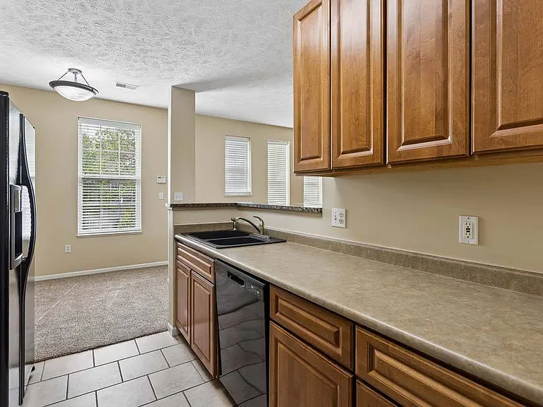 Ridge Pointe Villas — Photo 74