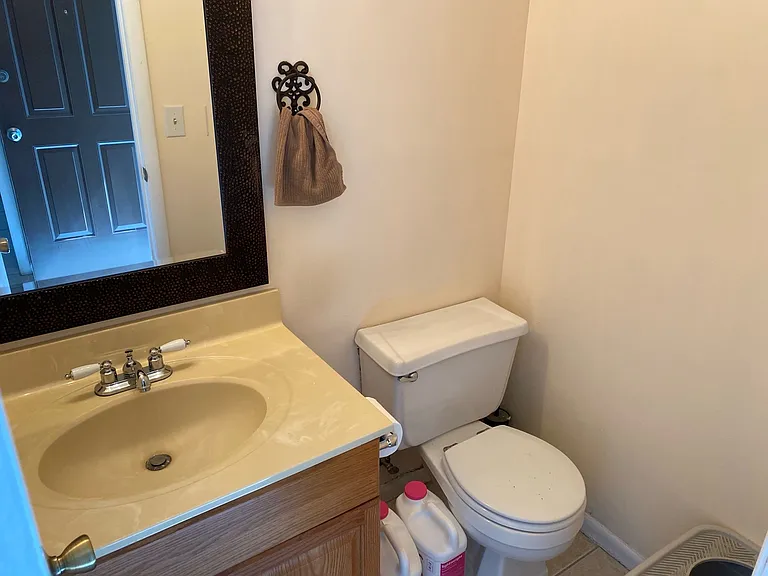 1108 Tiger Blvd #113 — Photo 9