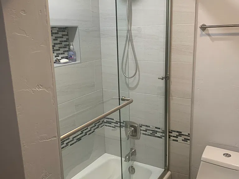 7000 Saranac St #77 — Photo 4