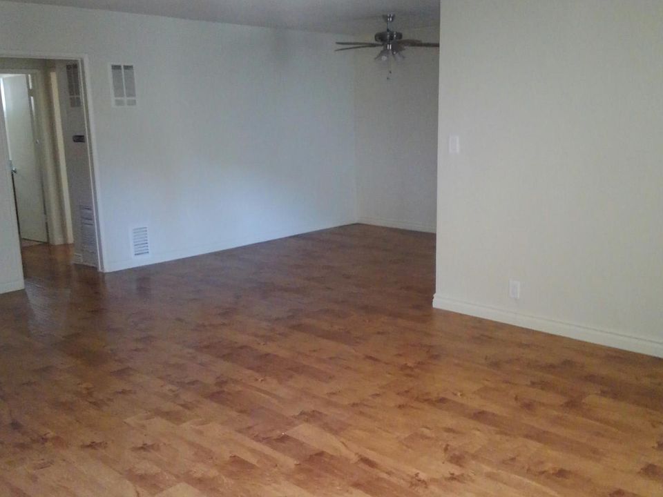 1st image of 4619 August St